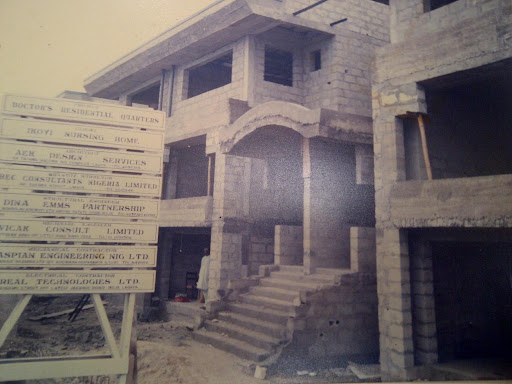 IKOYI NURSING HOME. RESIDENTIAL ESTATE, OSBORNE FORESHORE, IKOYI, LAGOS.